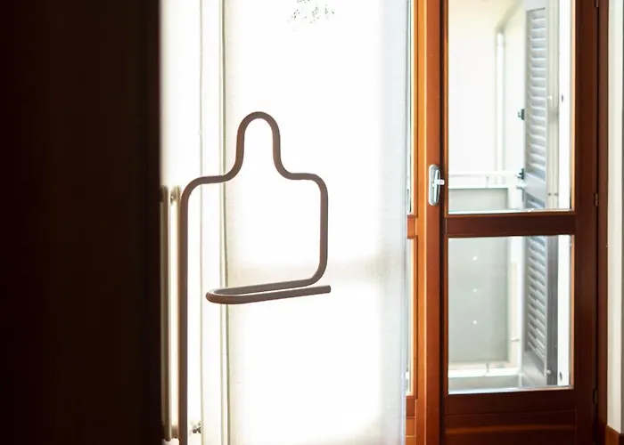 招待所 Ma Se Piacenza - *