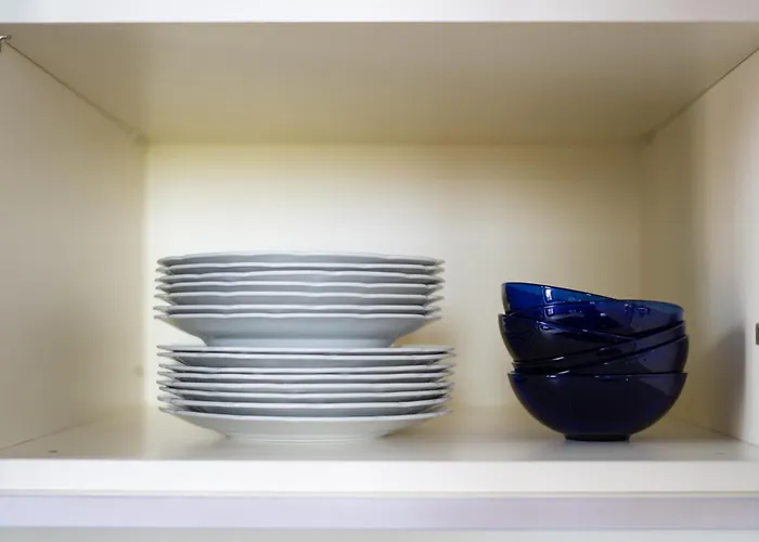 招待所 Ma Se Piacenza - *